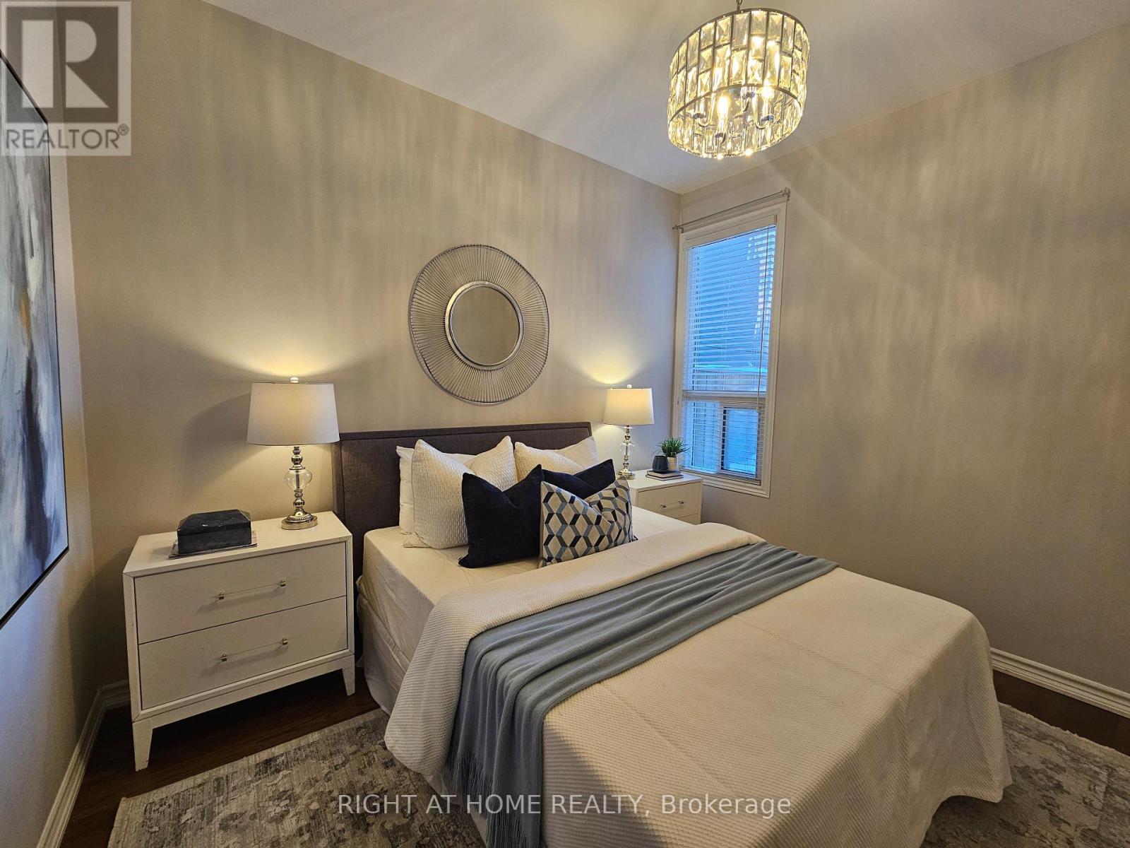 50 Argyle Street, Toronto (Trinity-Bellwoods), Ontario  M6J 1N6 - Photo 11 - C12756414