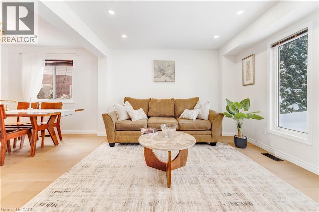 220 Lemon Grass Crescent, Kitchener, Ontario  N2N 3R7 - Photo 3 - 40800026