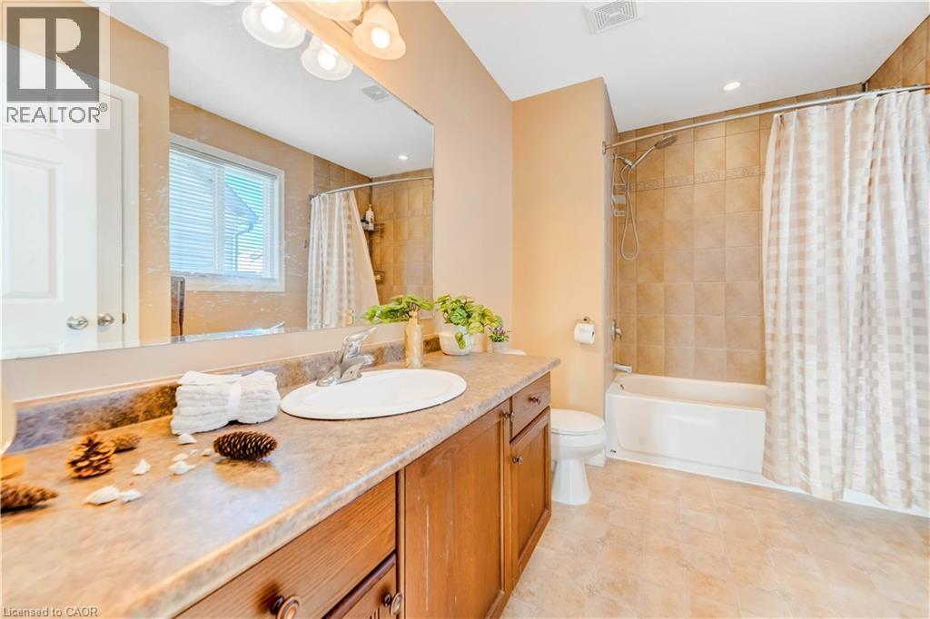 220 Lemon Grass Crescent, Kitchener, Ontario  N2N 3R7 - Photo 22 - 40800026