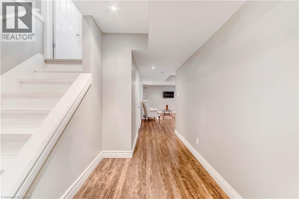 220 Lemon Grass Crescent, Kitchener, Ontario  N2N 3R7 - Photo 32 - 40800026