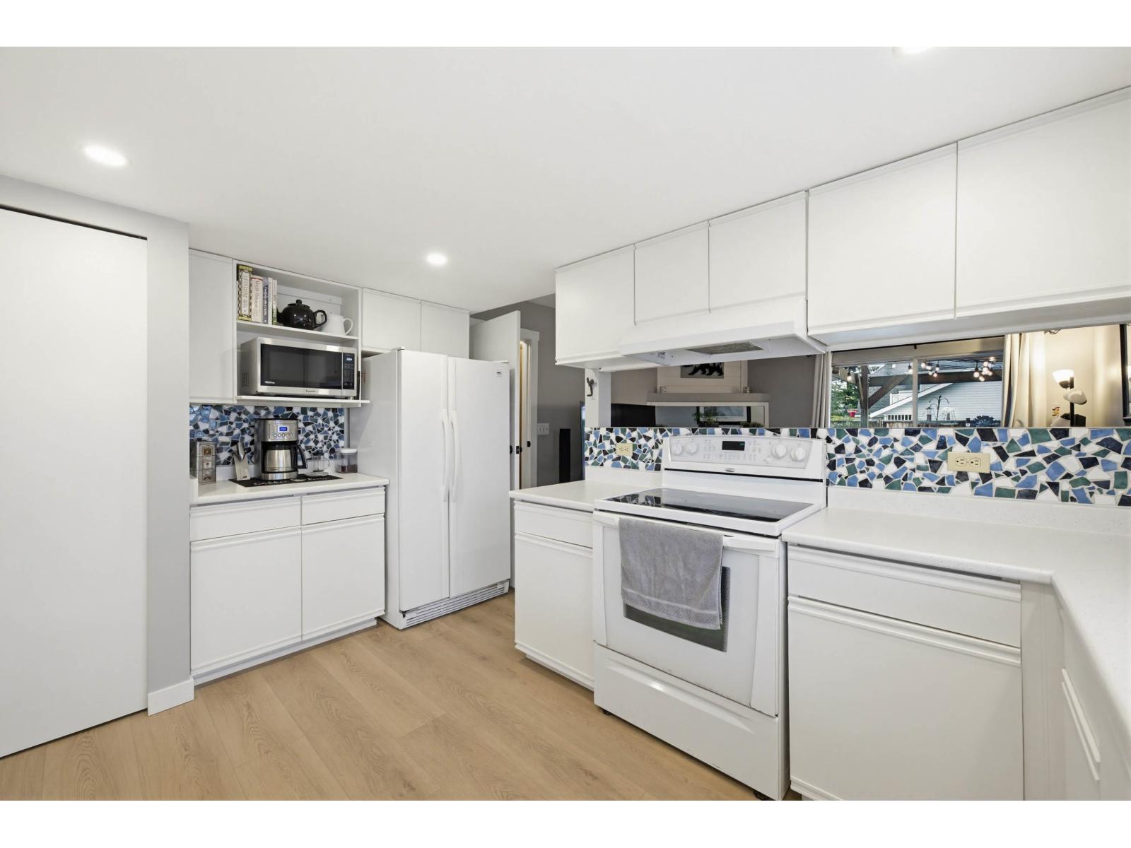 15618 93 Avenue, Surrey, British Columbia  V4N 3B2 - Photo 12 - R3085208