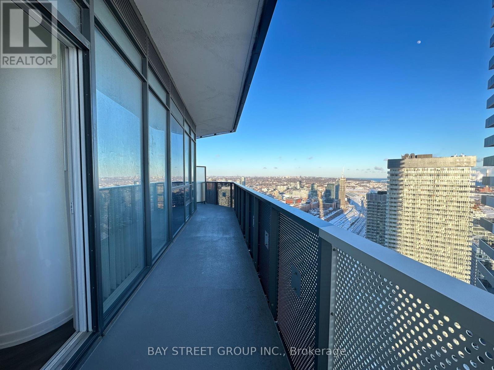 5208 - 55 Cooper Street, Toronto, Ontario  M5E 0G1 - Photo 3 - C12757326