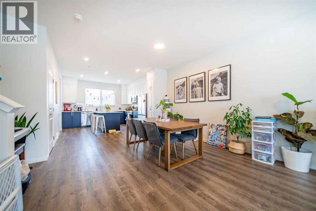 27 Iris Crescent, Okotoks, Alberta  T1S 5V5 - Photo 9 - A2282495