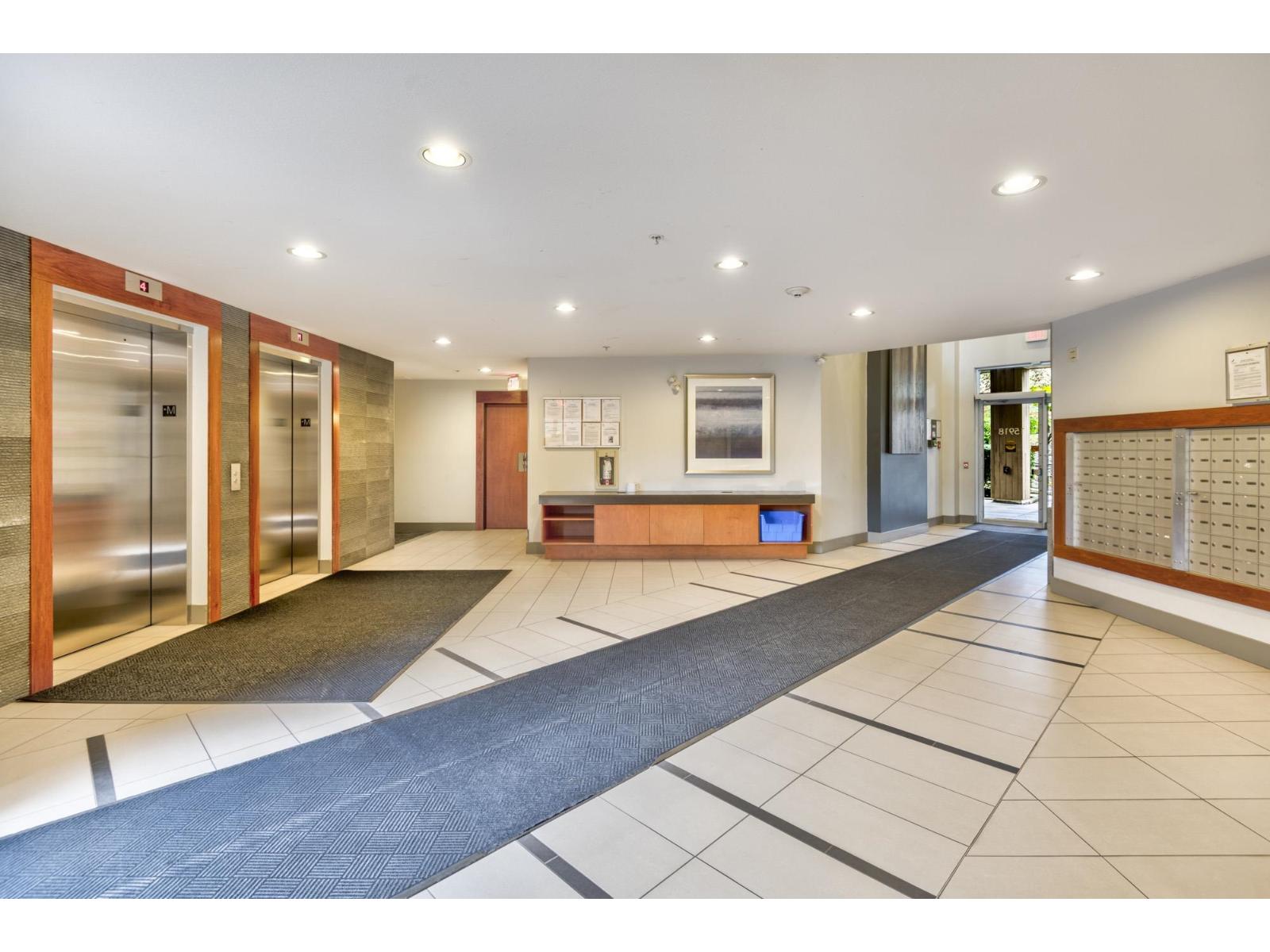 410 15918 26 Avenue, Surrey, British Columbia  V3Z 5K3 - Photo 5 - R3086070