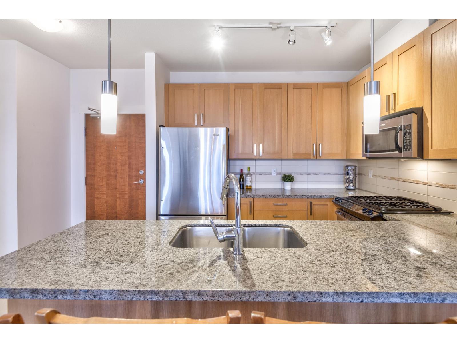 410 15918 26 Avenue, Surrey, British Columbia  V3Z 5K3 - Photo 8 - R3086070