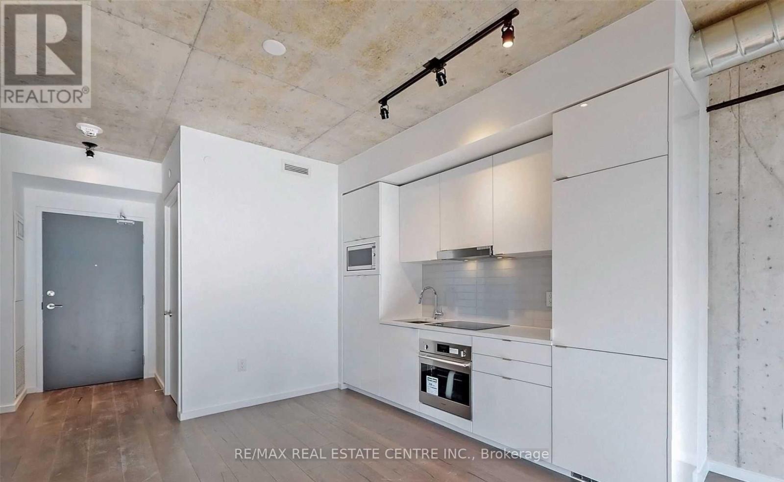 503 - 21 Lawren Harris Square, Toronto, Ontario  M5A 0T4 - Photo 2 - C12753946