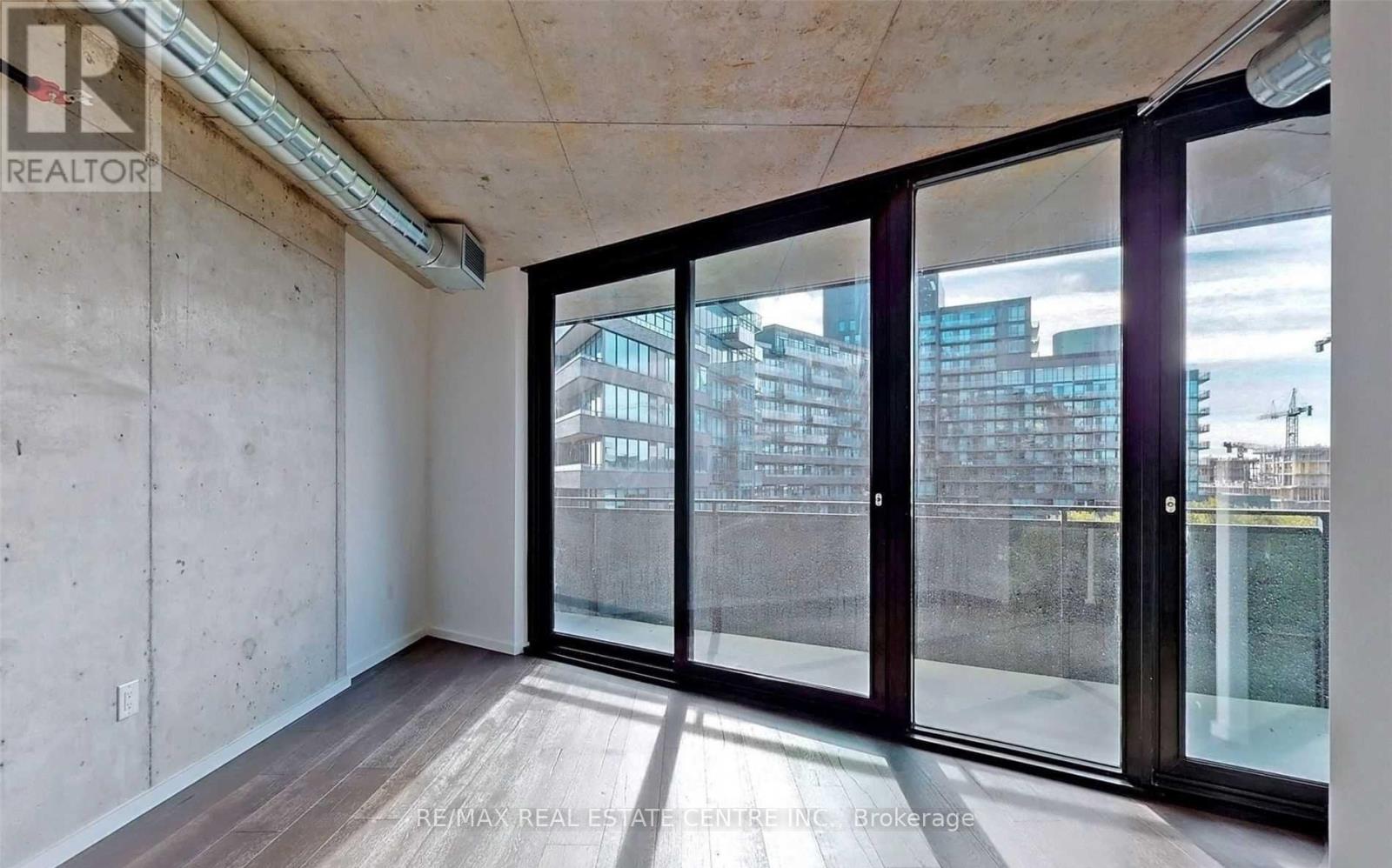 503 - 21 Lawren Harris Square, Toronto, Ontario  M5A 0T4 - Photo 5 - C12753946