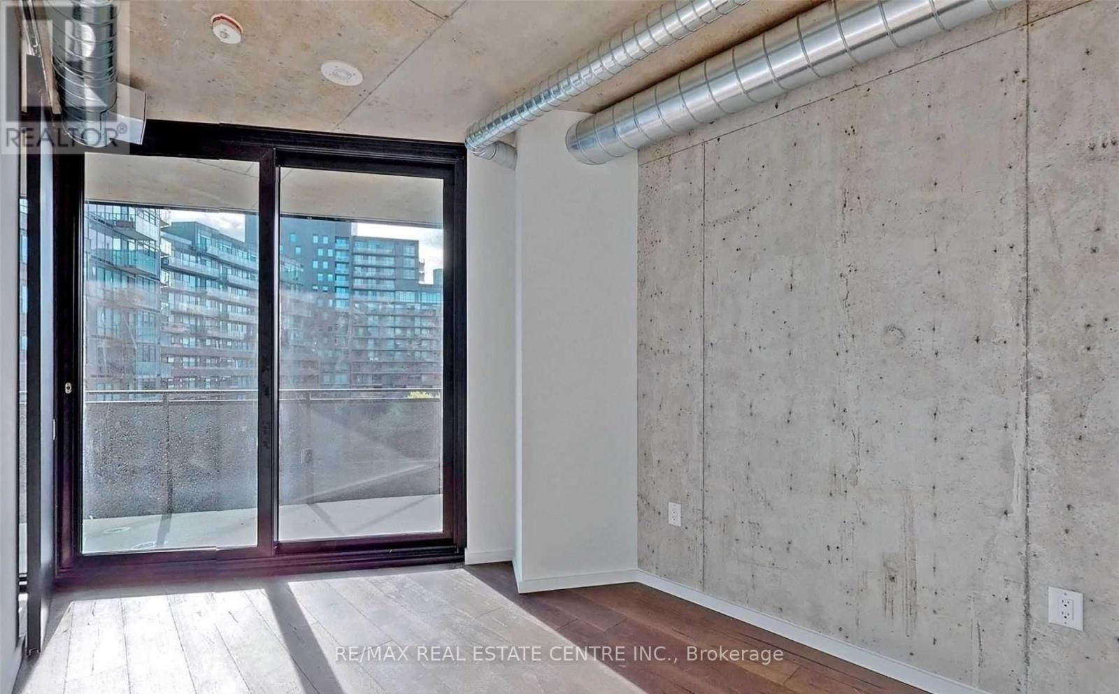 503 - 21 Lawren Harris Square, Toronto, Ontario  M5A 0T4 - Photo 7 - C12753946