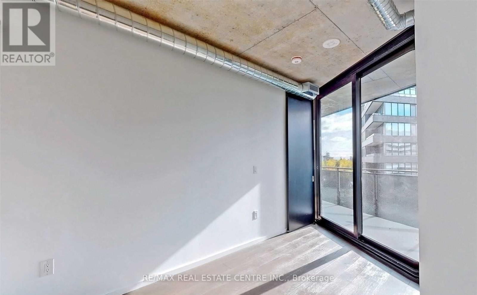 503 - 21 Lawren Harris Square, Toronto, Ontario  M5A 0T4 - Photo 9 - C12753946