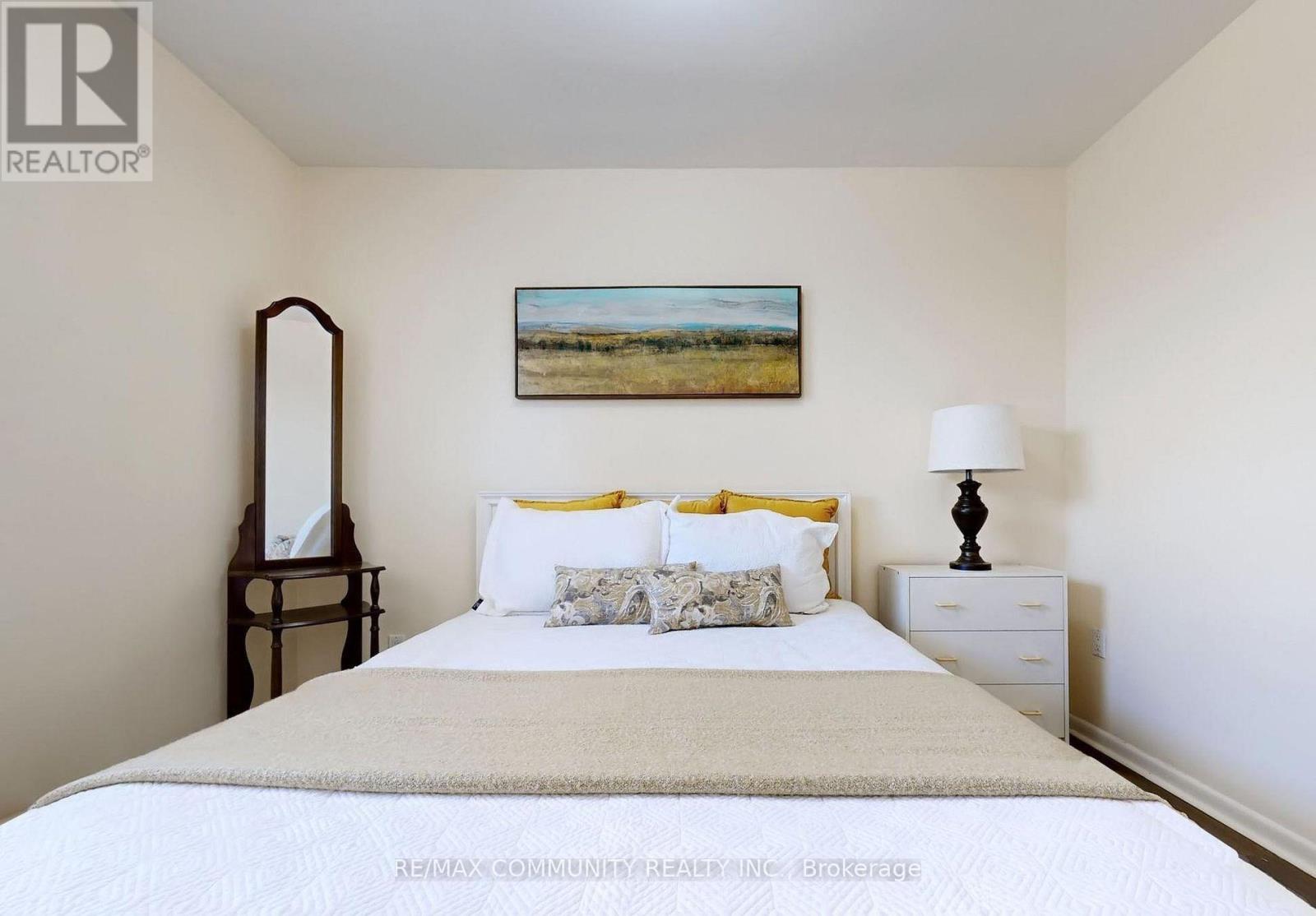 Main - 1 Applefield Drive, Toronto (Bendale), Ontario  M1P 3X8 - Photo 18 - E12612202