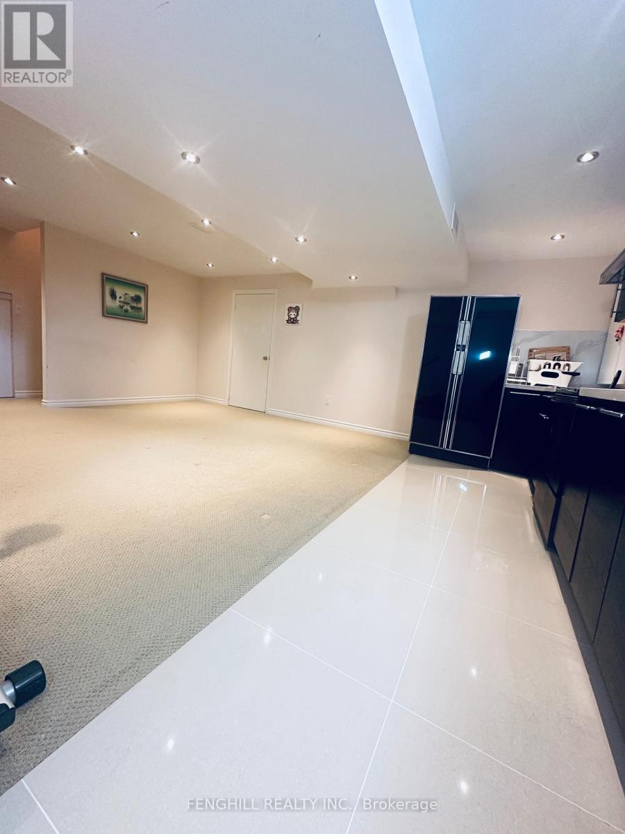 Basement - 84 Hazelmere Drive, Richmond Hill (Doncrest), Ontario  L4B 1X3 - Photo 9 - N12757524