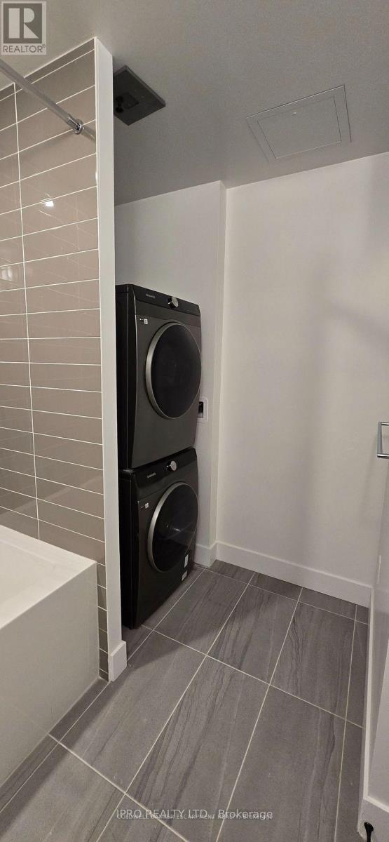 734 - 2343 Khalsa Gate, Oakville, Ontario  L6M 4J2 - Photo 7 - W12713704