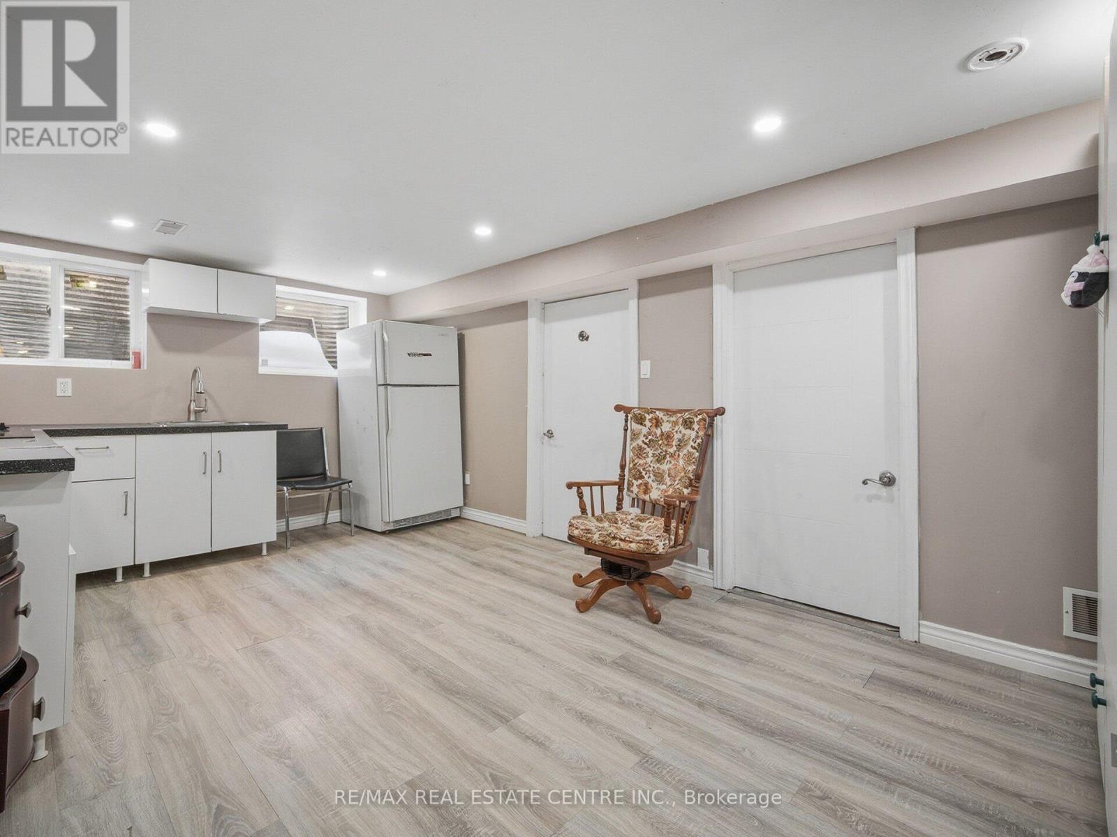 59 Roberts Crescent, Brampton, Ontario  L6W 1G9 - Photo 31 - W12753486