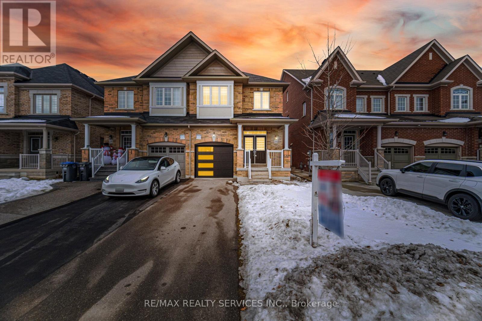 26 Deer Ridge Trail, Caledon, Ontario  L7C 3Z6 - Photo 2 - W12756834