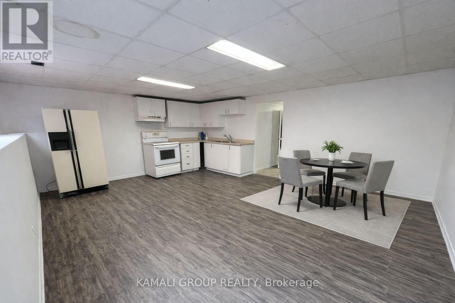 Bsmt - 38 Mayfair Drive, Welland, Ontario  L3C 7A2 - Photo 3 - X12691150