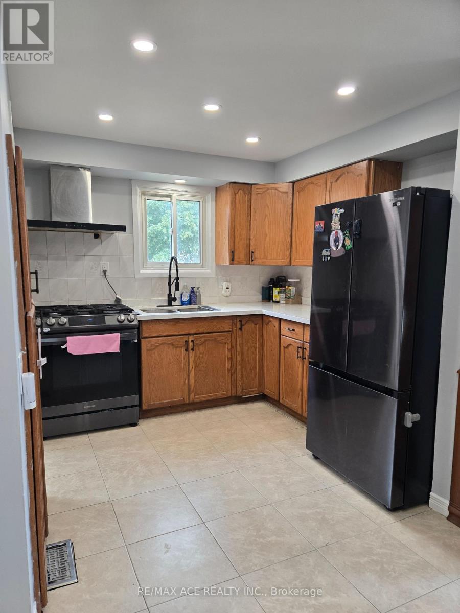 28 Bridlington Road, London South (South Y), Ontario  N6E 1X4 - Photo 13 - X12757292