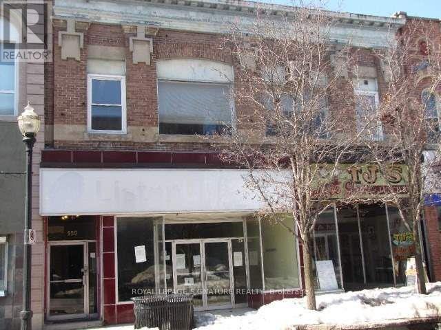 956 2ND AVENUE E, owen sound, Ontario