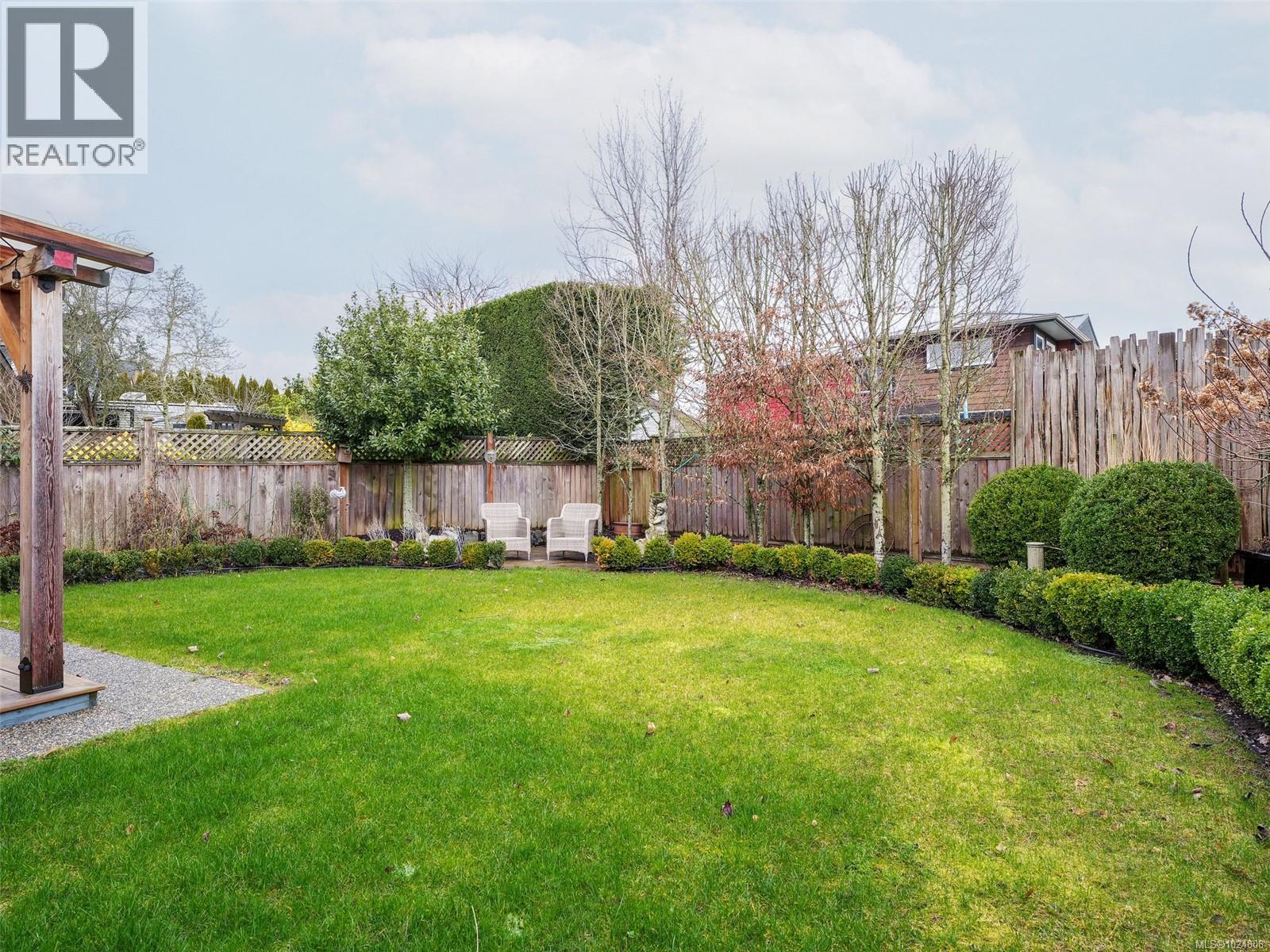 1900 Mount Newton Cross Rd, Central Saanich, British Columbia  V8M 1K8 - Photo 22 - 1024808