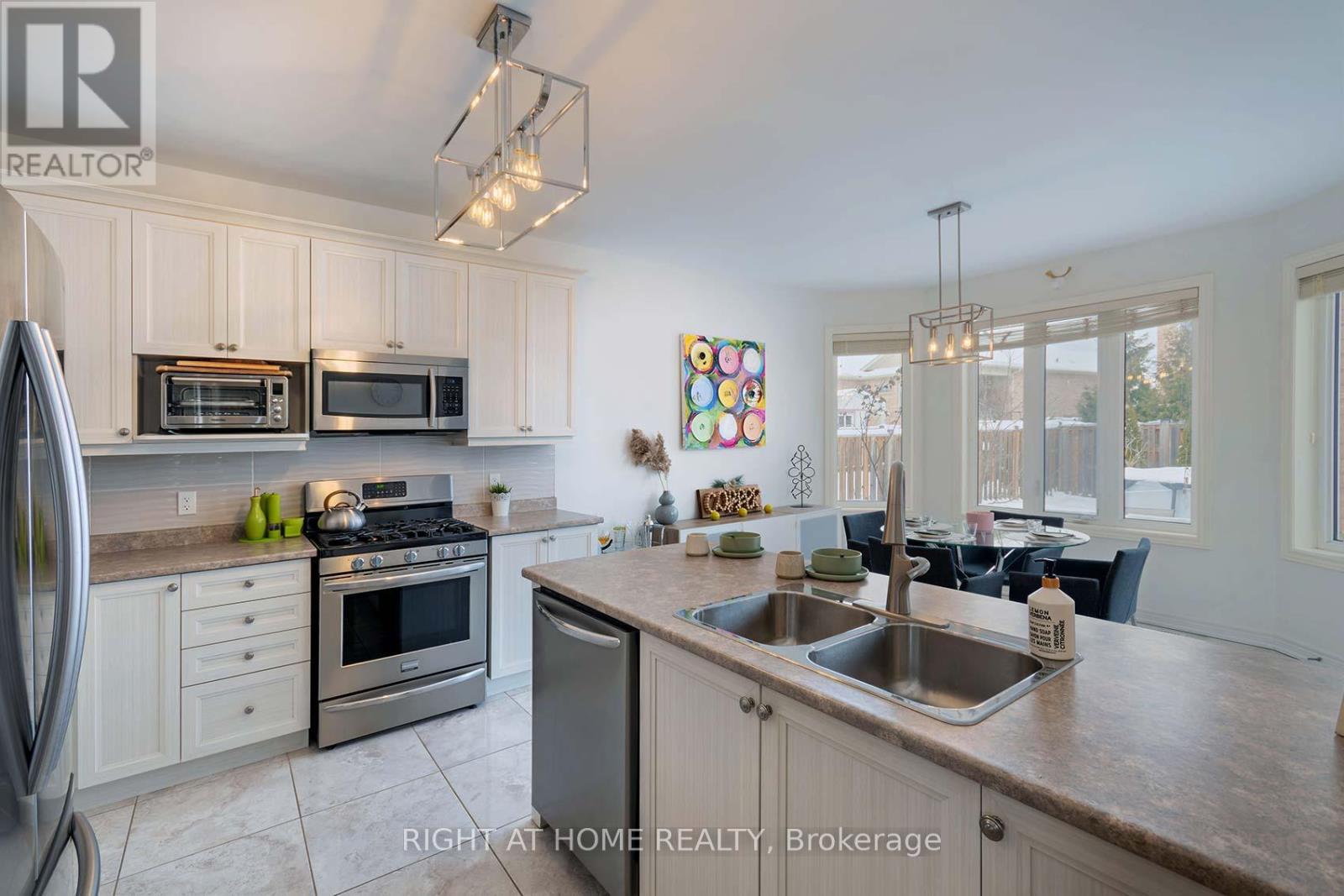 4437 Saw Mill Drive, Niagara Falls (Lyons Creek), Ontario  L2G 0A4 - Photo 17 - X12757378