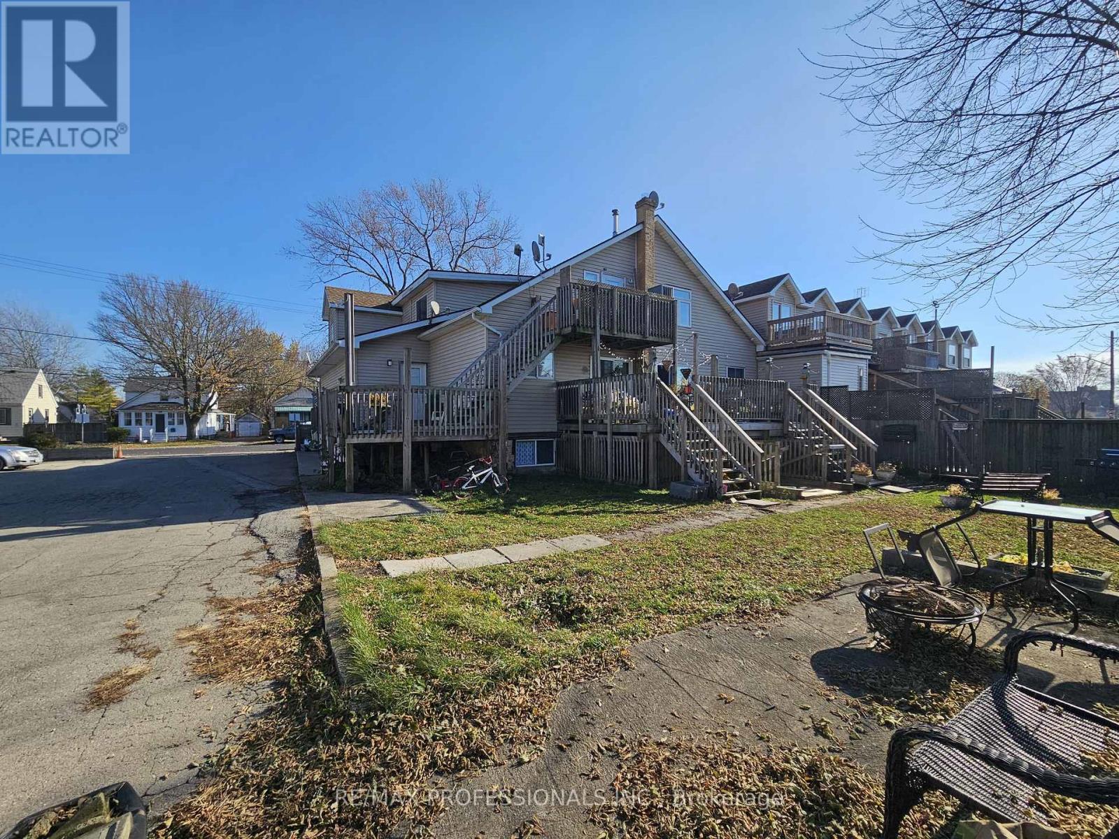 20 Erie Street, Port Colborne (Main Street), Ontario  L3K 4L7 - Photo 4 - X12757304