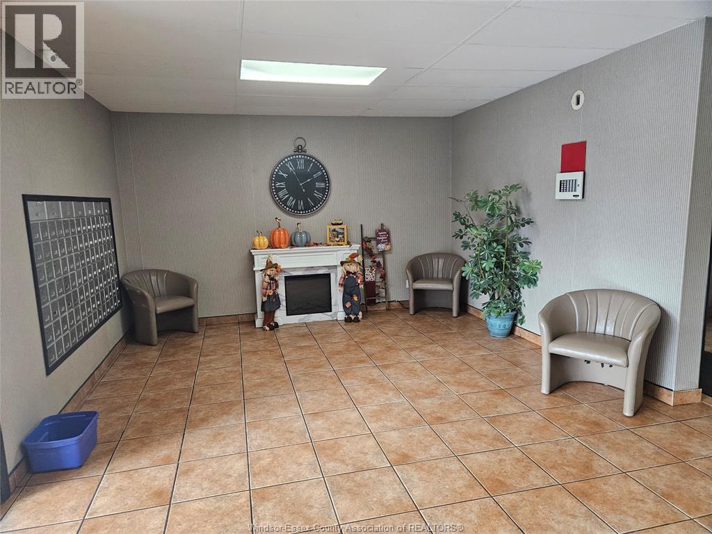 6624 Thornberry Unit# 207, Windsor, Ontario  N8T 2X2 - Photo 4 - 26002579