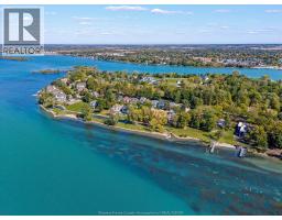 290 CRYSTAL BAY DRIVE, Amherstburg, Ontario
