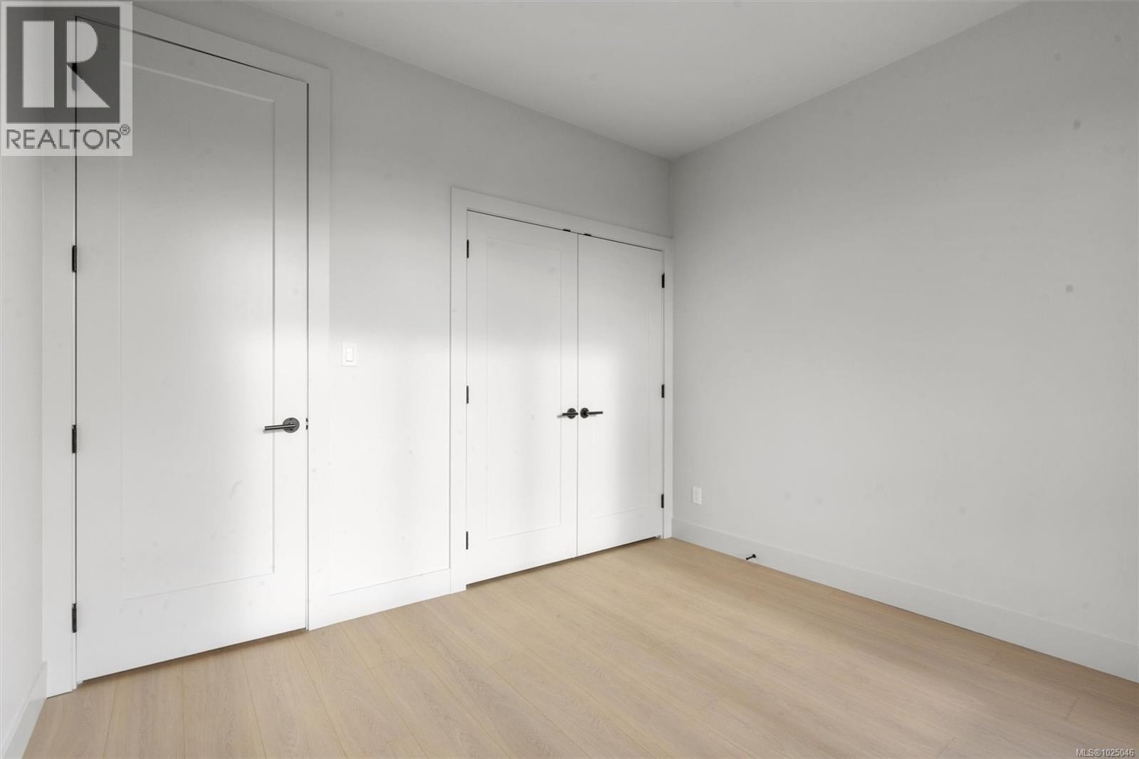 3 588 Whiteside St, Saanich, British Columbia  V8Z 1Y6 - Photo 33 - 1025046