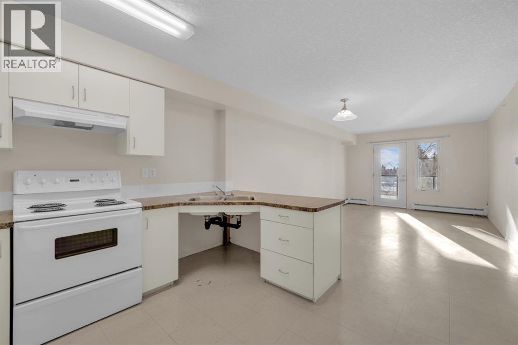 319, 80a Kelloway Crescent, Red Deer, Alberta  T4P 4G7 - Photo 5 - A2275112