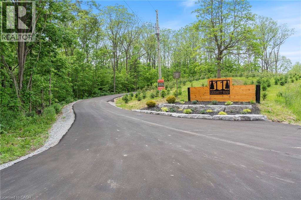 11 COCKSHUTT Road, Brantford, Ontario