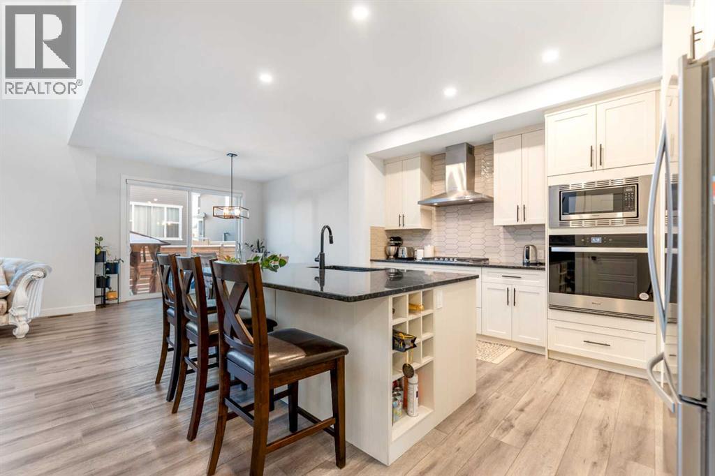 208 Dawson Circle, Chestermere, Alberta