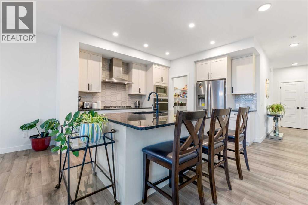 208 Dawson Circle, Chestermere, Alberta  T1X 2R2 - Photo 7 - A2281574