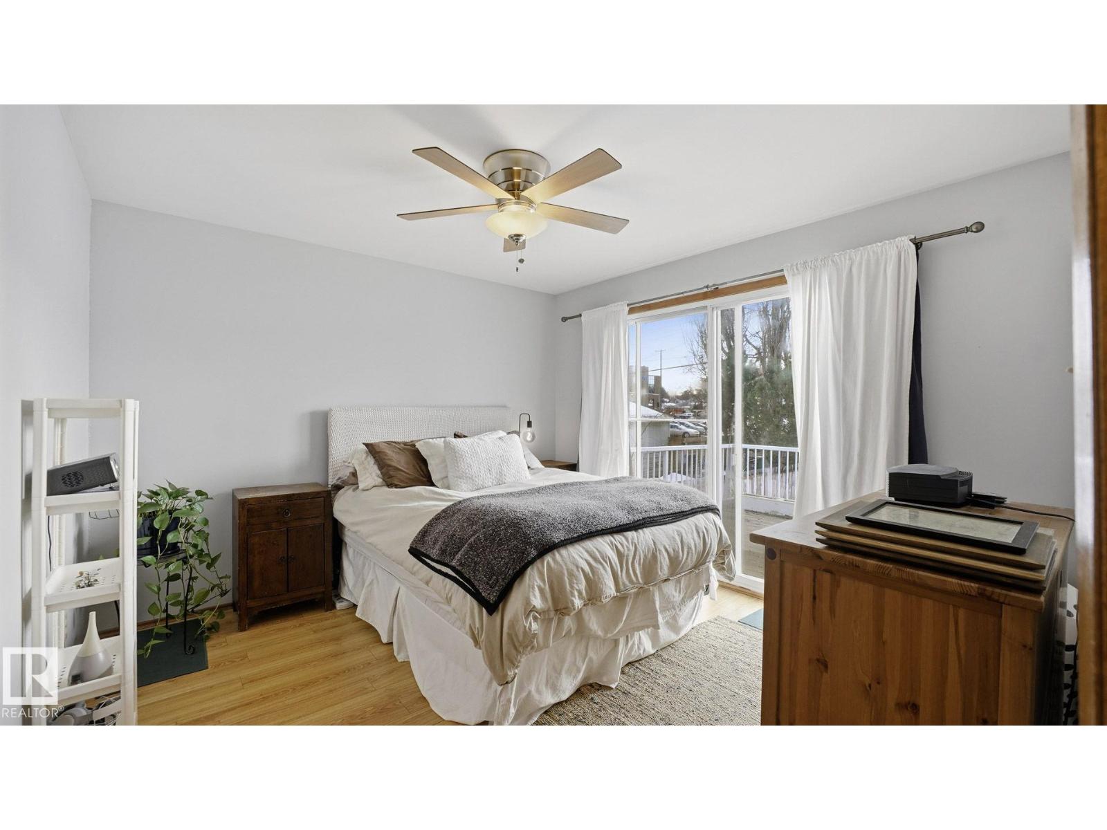 8911 83 Av Nw, Edmonton, Alberta  T6C 1B4 - Photo 15 - E4472174