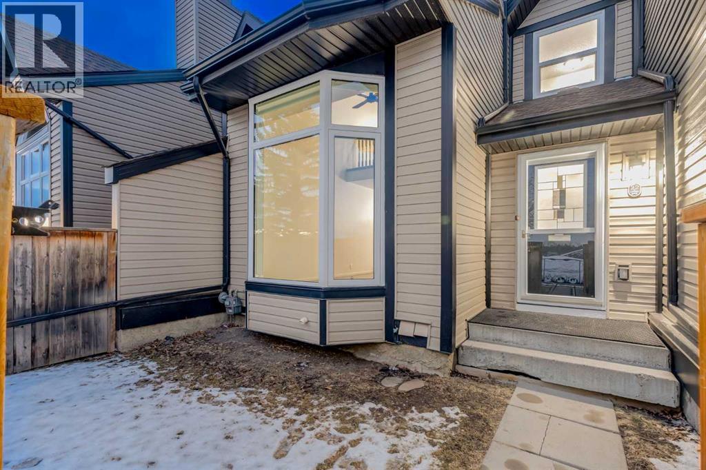22, 12625 24 Street Sw, Calgary, Alberta  T2W 4B1 - Photo 2 - A2282385