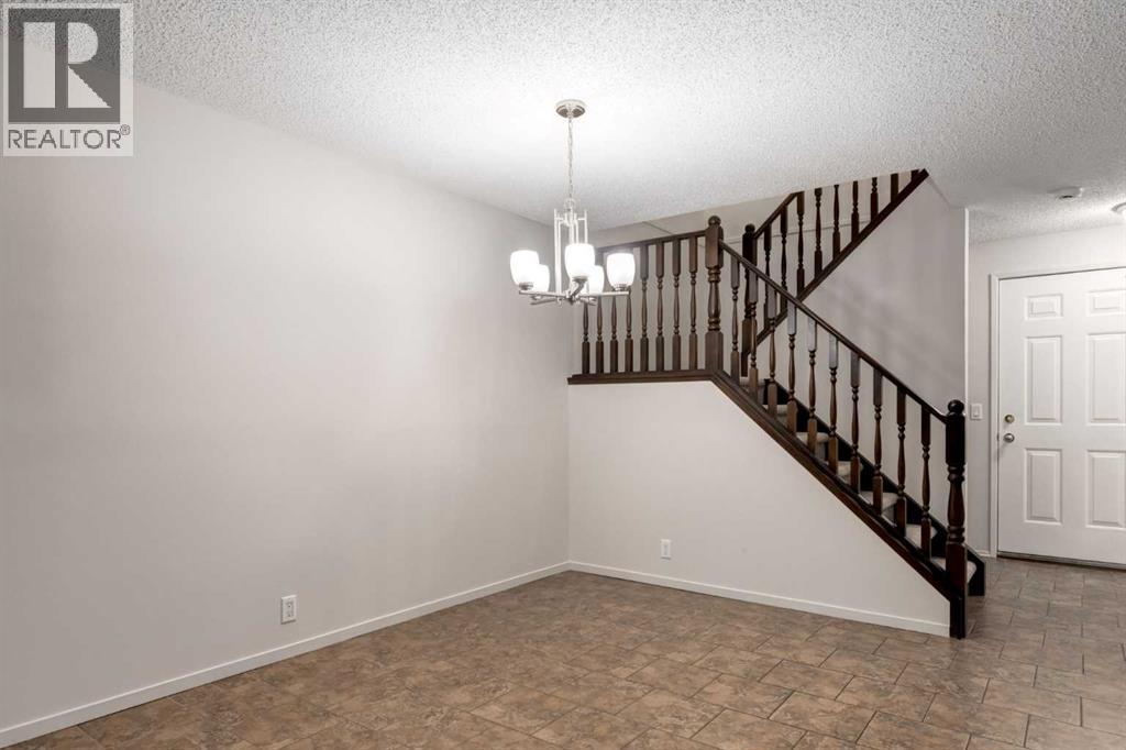 22, 12625 24 Street Sw, Calgary, Alberta  T2W 4B1 - Photo 9 - A2282385