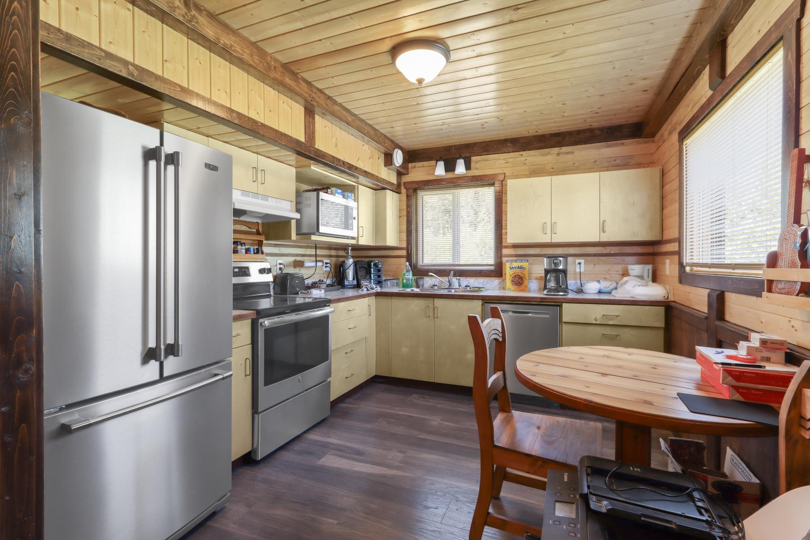 4836  53 Ave, Cynthia, Alberta  T0E 0K0 - Photo 77 - 43886318