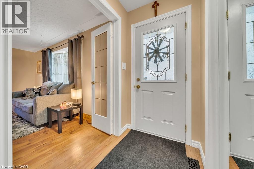 15 Anderson Drive, Cambridge, Ontario  N1R 6E6 - Photo 3 - 40802902