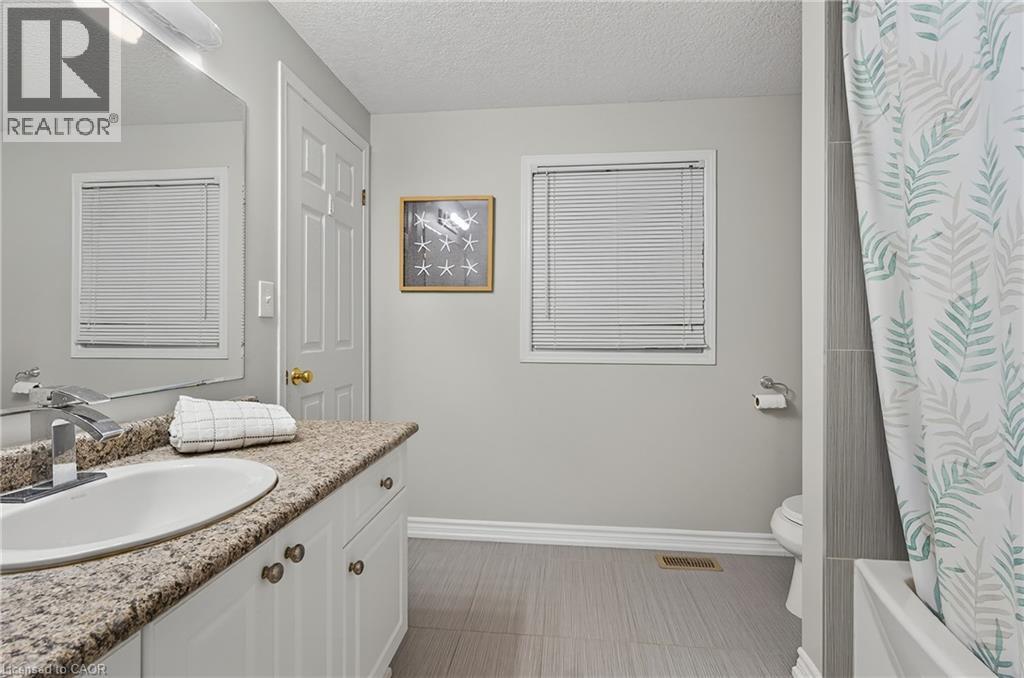 70 Cannes Street, Kitchener, Ontario  N2R 1V2 - Photo 19 - 40802787