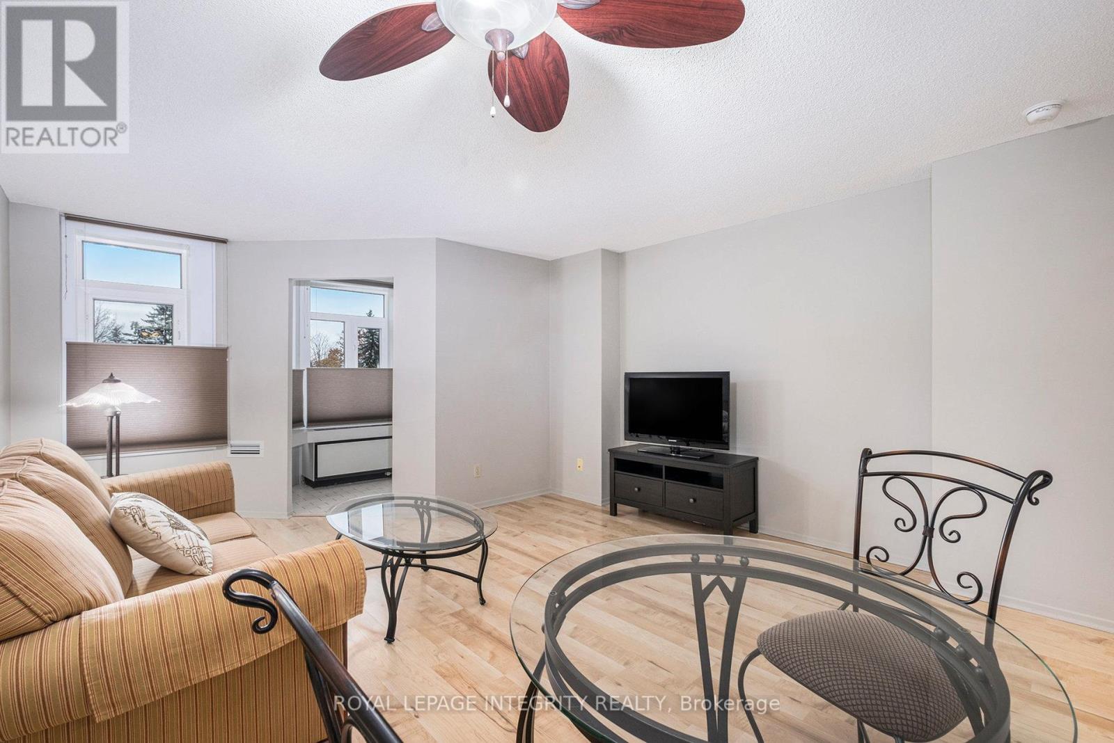 210 - 1025 Grenon Avenue, Ottawa, Ontario  K2B 8S5 - Photo 11 - X12548566