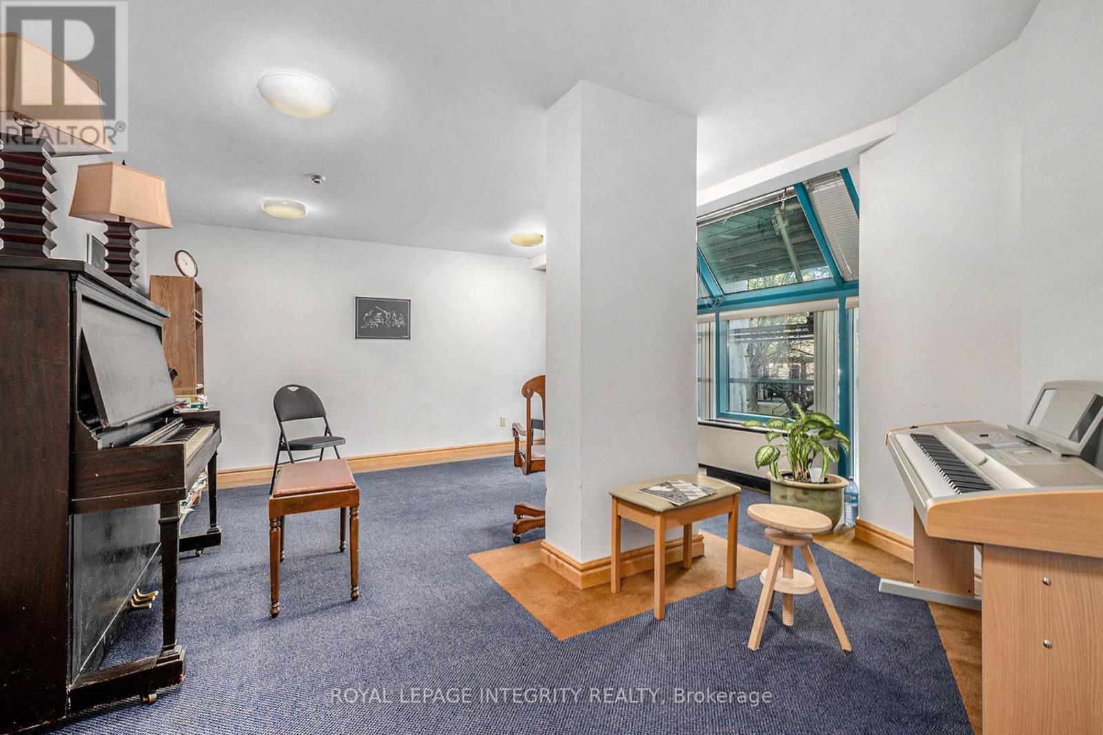 210 - 1025 Grenon Avenue, Ottawa, Ontario  K2B 8S5 - Photo 31 - X12548566