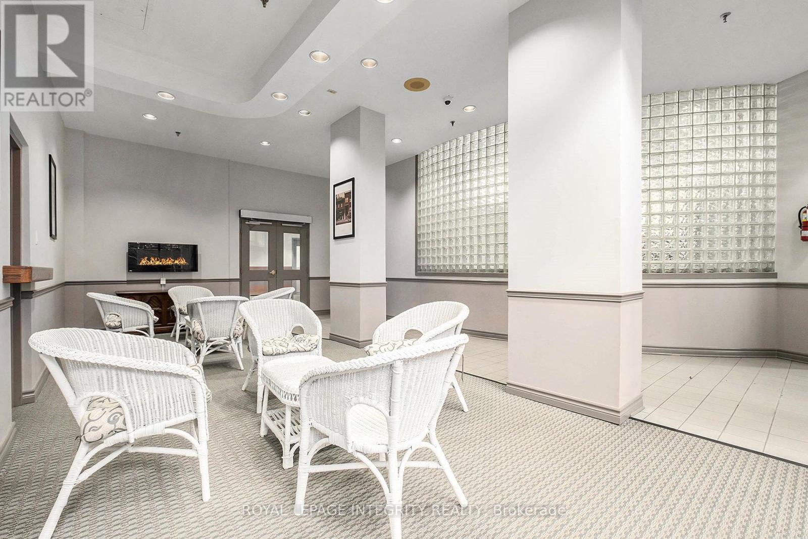 210 - 1025 Grenon Avenue, Ottawa, Ontario  K2B 8S5 - Photo 37 - X12548566