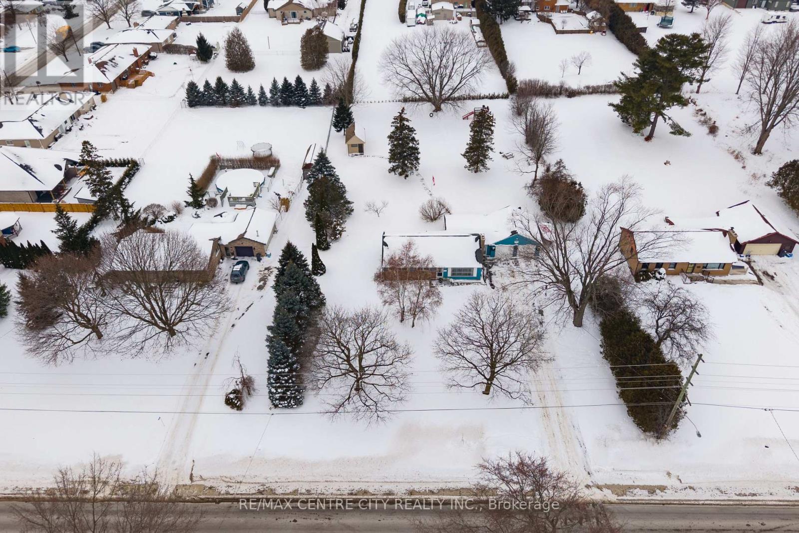 193 Centennial Avenue, Central Elgin, Ontario  N5R 5B3 - Photo 32 - X12757666