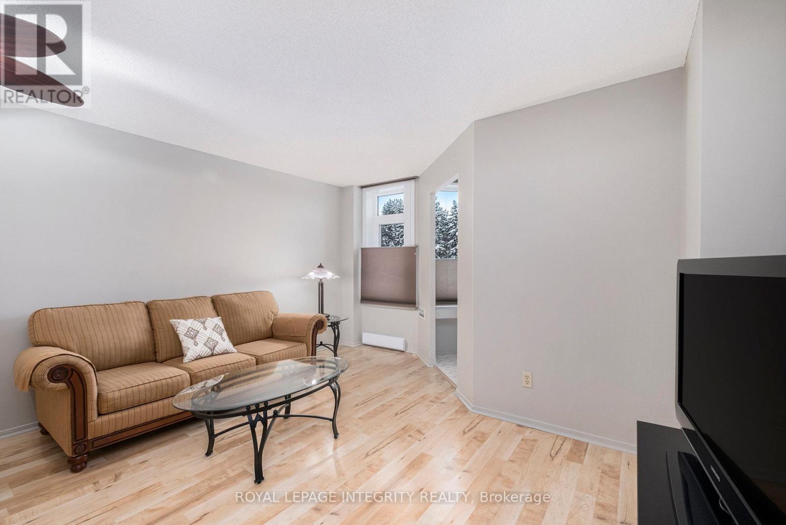 210 - 1025 Grenon Avenue, Ottawa, Ontario  K2B 8S5 - Photo 9 - X12548566