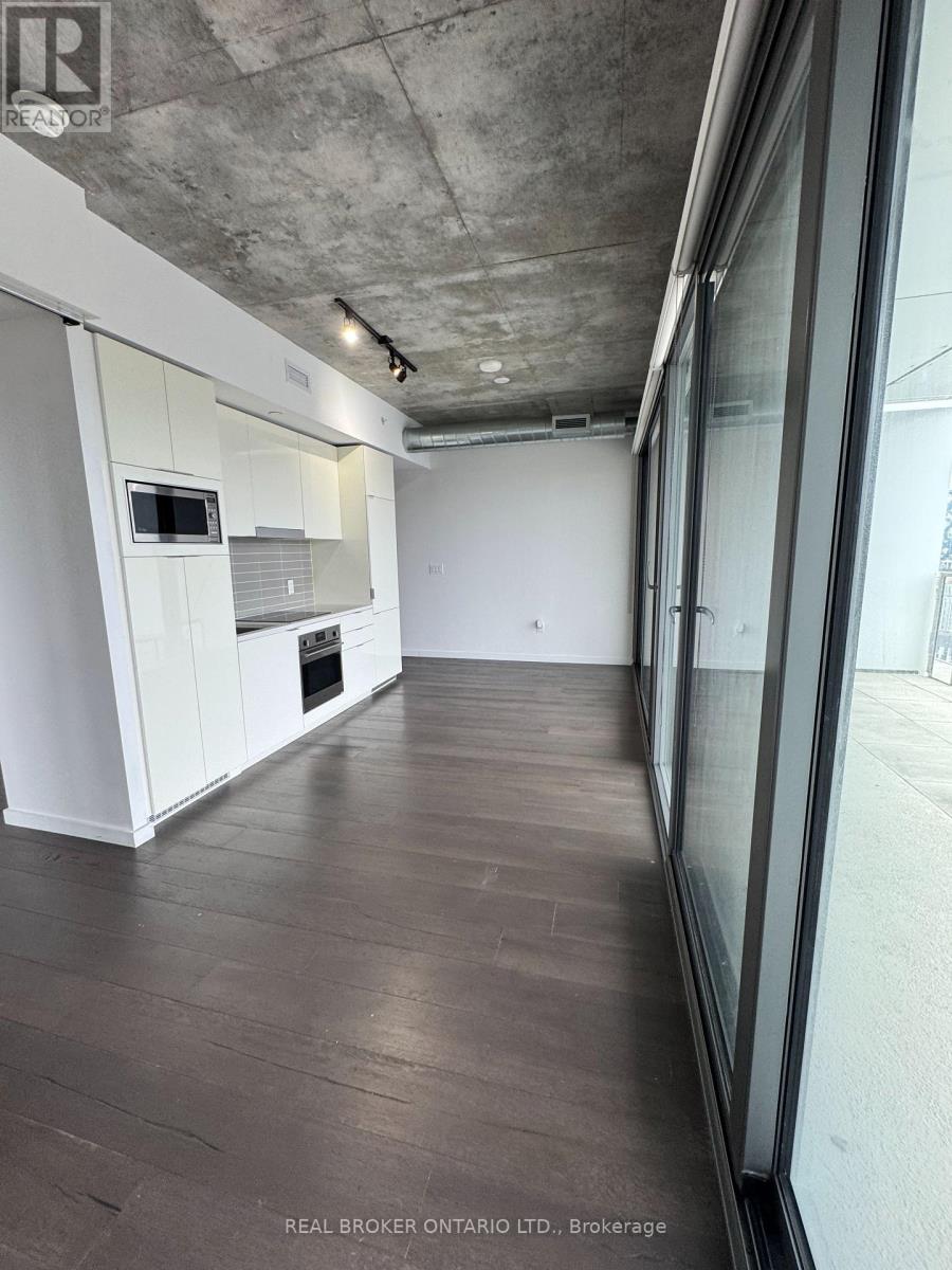 2604 - 170 Bayview Avenue, Toronto (Waterfront Communities), Ontario  M5A 0M4 - Photo 8 - C12757836