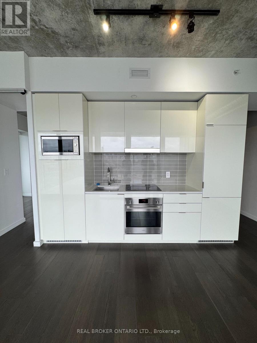 2604 - 170 Bayview Avenue, Toronto (Waterfront Communities), Ontario  M5A 0M4 - Photo 9 - C12757836