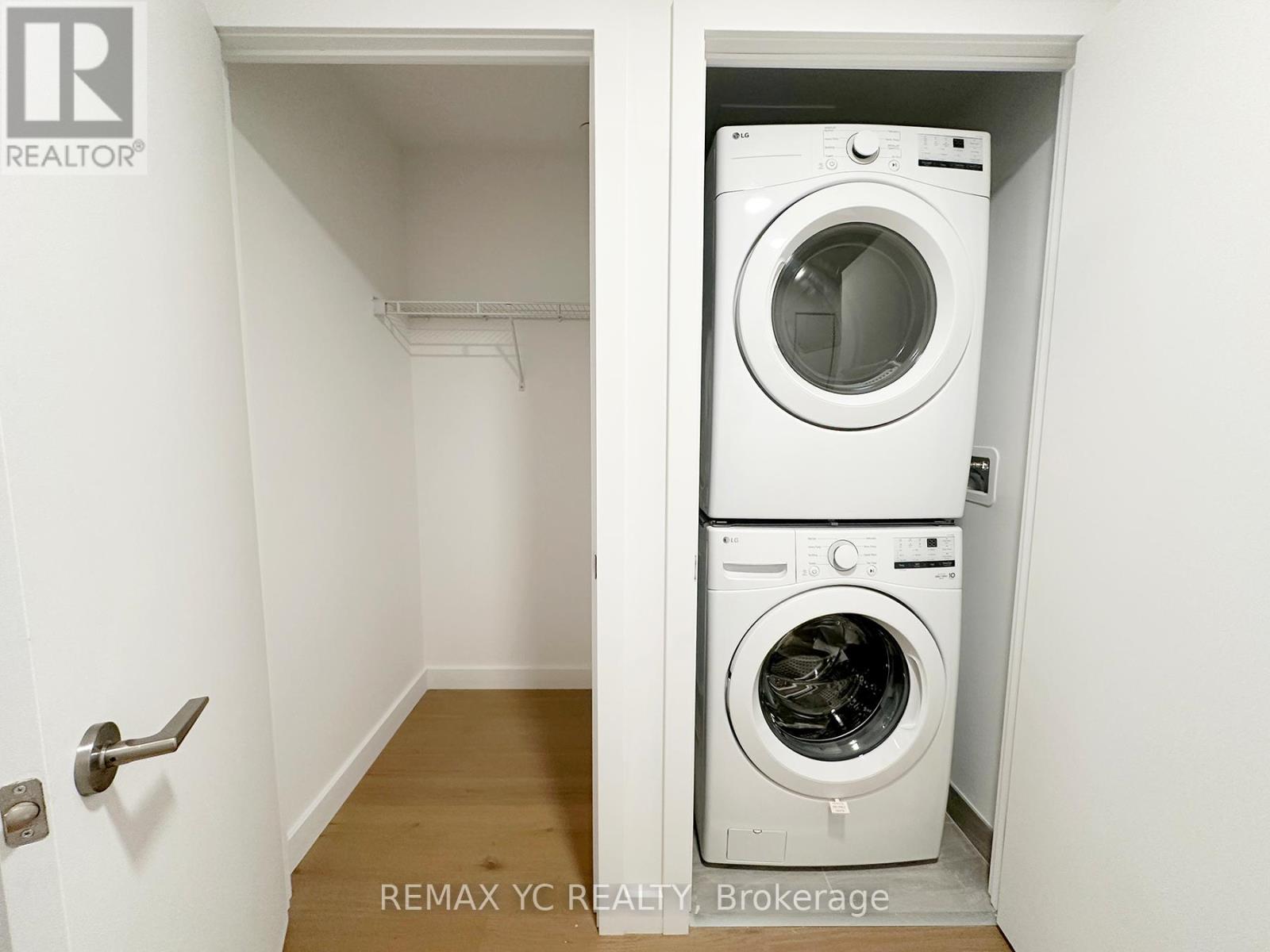 214 - 1720 Bayview Avenue, Toronto (Mount Pleasant East), Ontario  M4G 3C4 - Photo 3 - C12757848