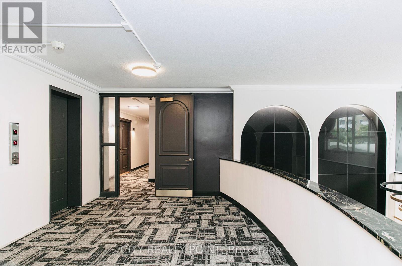 509 - 10 Shallmar Boulevard, Toronto (Forest Hill North), Ontario  M5N 1J4 - Photo 4 - C12757874