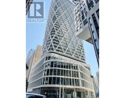 824 - 230 SIMCOE STREET, Toronto, Ontario