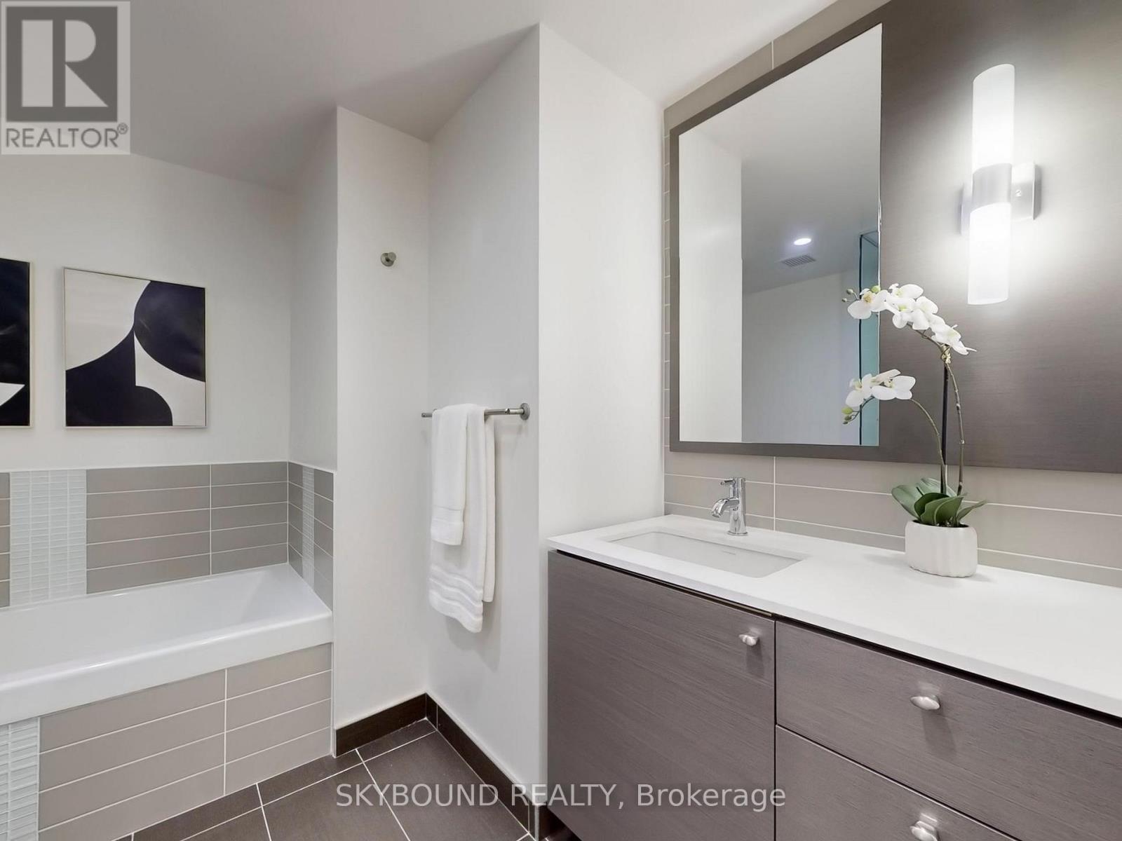 612 - 55 Front Street E, Toronto (Waterfront Communities), Ontario  M5E 0A7 - Photo 24 - C12757922