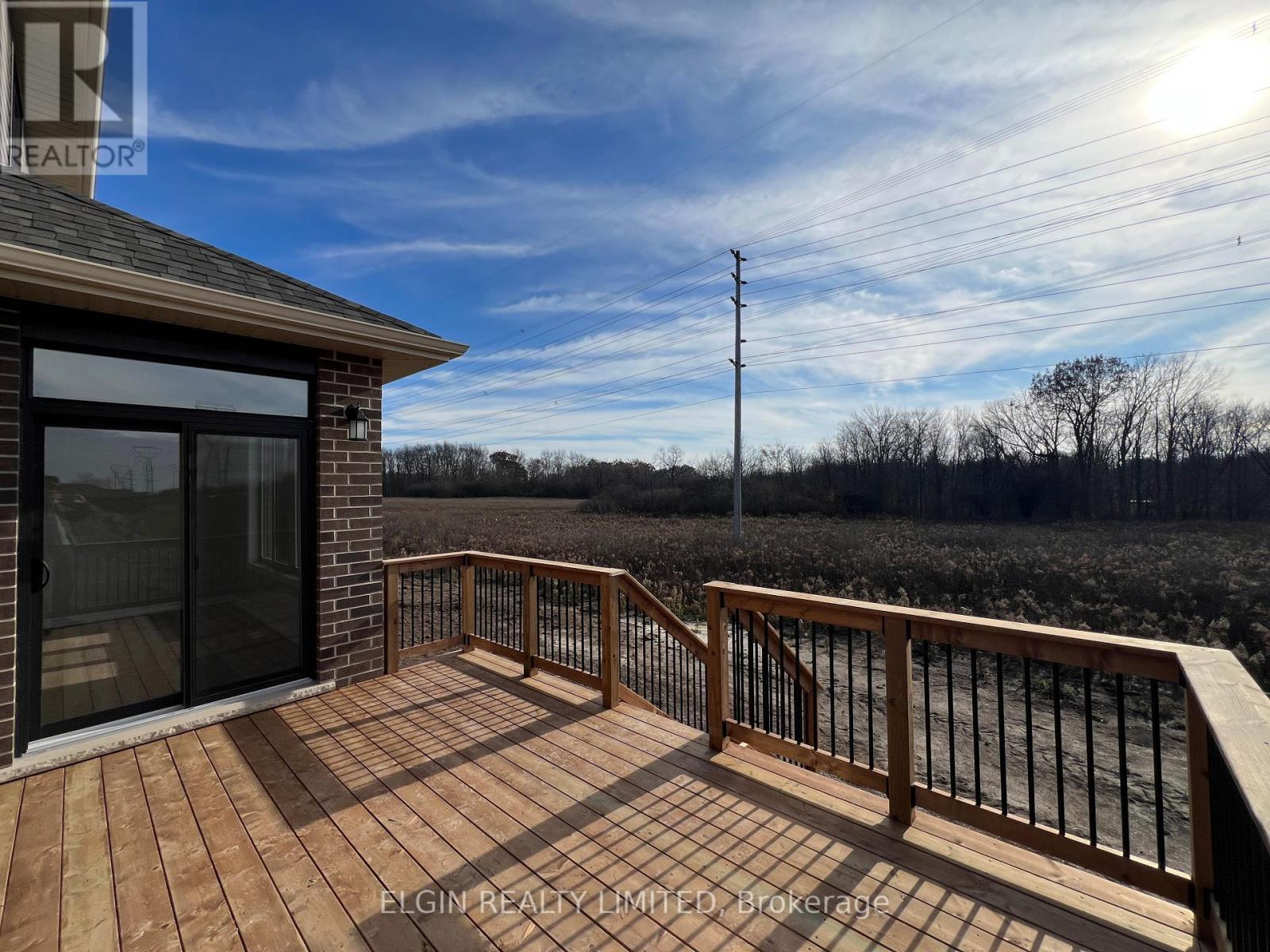 9 Horizon Court, Central Elgin, Ontario  N5P 0E5 - Photo 3 - X12757762