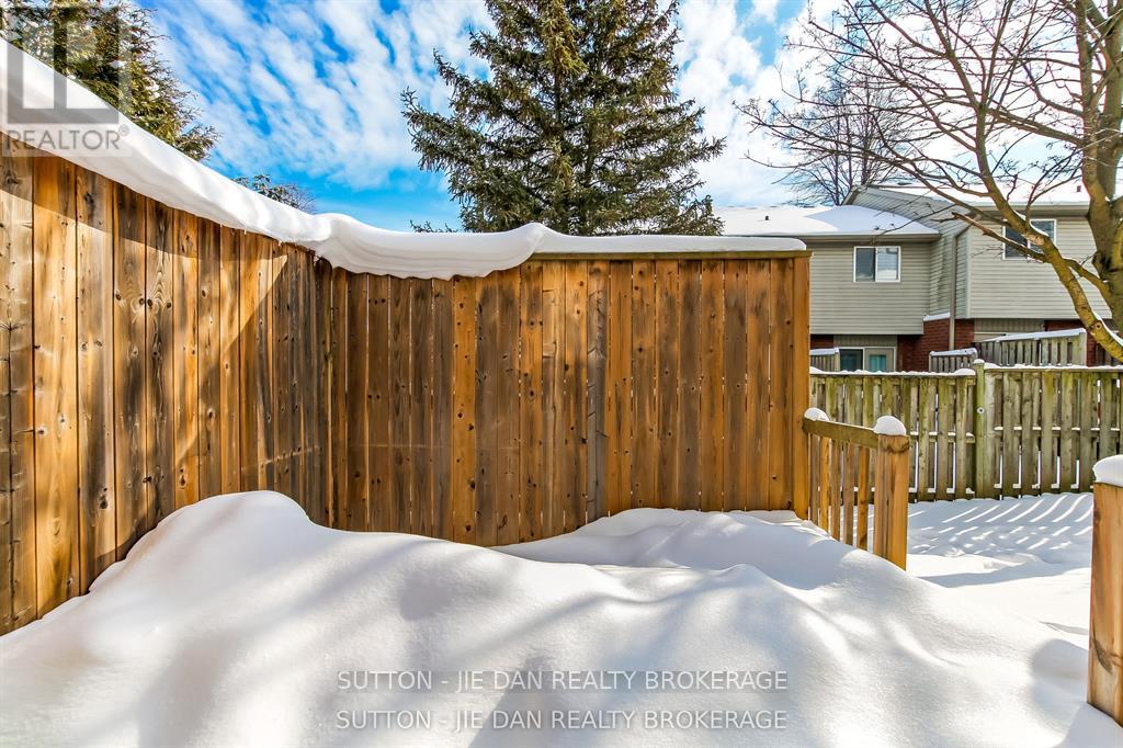 63 - 70 Chapman Court, London North, Ontario  N6G 4Z9 - Photo 20 - X12757774